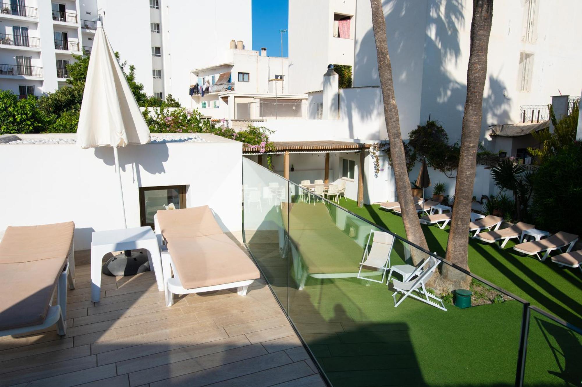 Hotel Tarba 2*